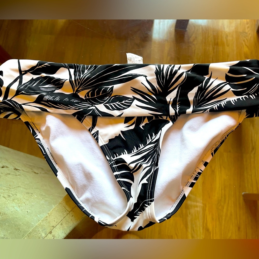 Swim suit bottom from old navy